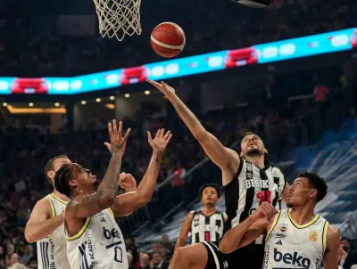 39. Erkekler Cumhurbaşkanlığı Kupası'nda Fenerbahçe ile Beşiktaş Sahibini Arıyor