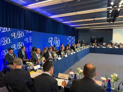 COP 31 Özel Elçisi Uğur İbrahim Altay New York'taki Zirvede Dünya Belediyelerini Antalya'ya Davet Etti