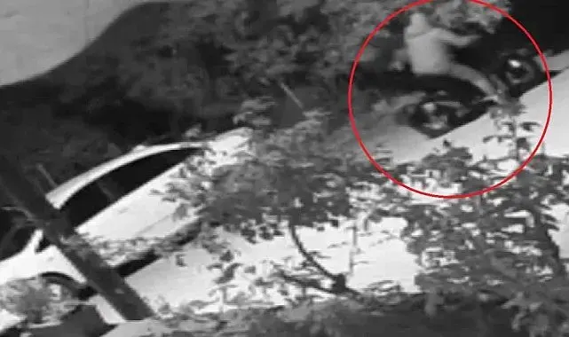 Maskeyle geldi, aracı böyle ateşe verdi