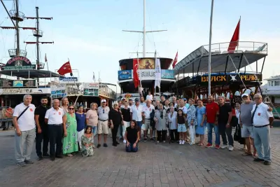 Marmaris Belediyesi'nden Gaziler Günü'ne Özel Mehtap Turu