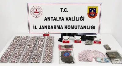 Antalya’da İki İlçede Geniş Çaplı Uyuşturucu Operasyonu