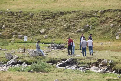 Trabzon Yaylasında Salah Çılgınlığı: Ünlü Futbolcunun Oturduğu Taş İlgi Odağı Oldu