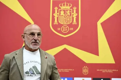 İspanya'da Luis de la Fuente dönemi 2032'ye kadar uzatıldı