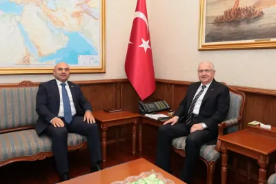 Milli Savunma Bakanı Yaşar Güler, Azerbaycan Ankara Büyükelçisi Reşad Aslanov'u Kabul Etti