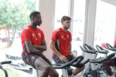 Samsunspor'da Trabzonspor Maçı Hazırlıkları Başladı ve Futbolculara 1 Hafta İzin Verildi