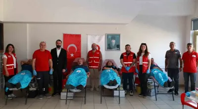 Mersin Emniyet Teşkilatından Kızılay'a Kan Bağışı Desteği