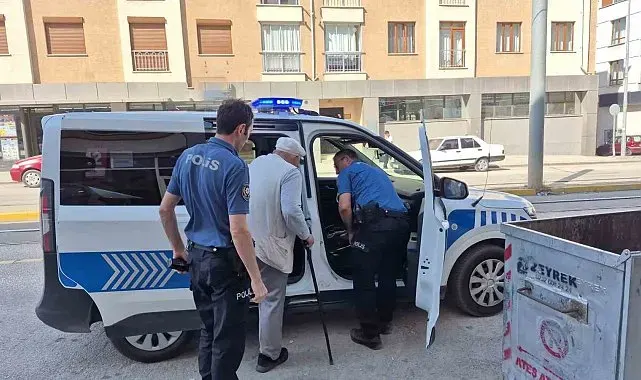 Yaşlı adam 1 milyon TL dolandırılmaktan son anda kurtarıldı