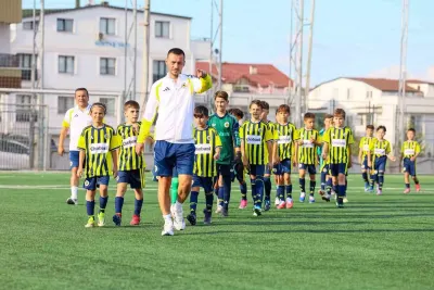Fenerbahçe Altyapısı Darıca'da Hazırlık Maçlarında Boy Gösterdi