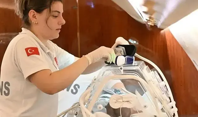 Şırnak'ta 4 aylık kalp hastası bebek ambulans uçakla İstanbul'a sevk edildi