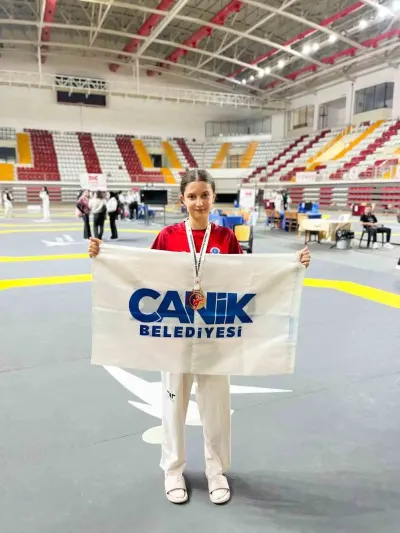 Samsunlu Tekvandocu Asiye Nur Bilgin Türkiye Şampiyonası'nda Finalde