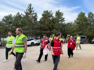 Dünya Gençleri Gürsu'da Çevre Dayanışması İçin Buluştu