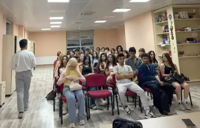 Menteşe'de Gençler Tiyatro Eğitimleriyle Sahneye Hazırlanıyor