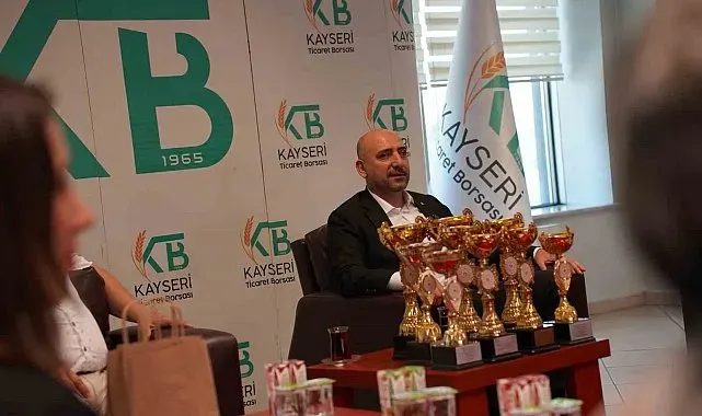 KTB ERVA Spor Okulu sporcularından Başkan Bağlamış'a ziyaret