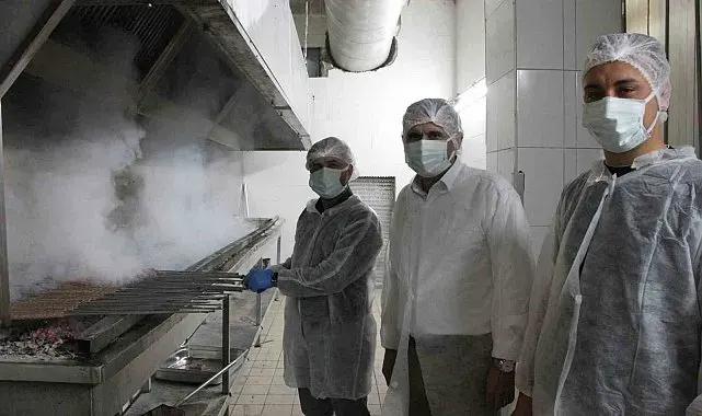 NATO zirvesine Tire'den köfte siparişi