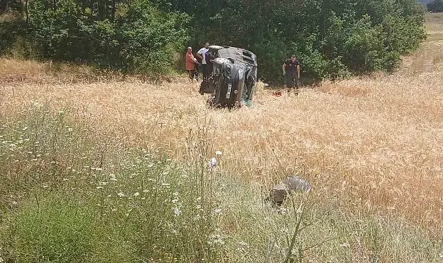 Tokat'ta kontrolden çıkan hafif ticari araç takla attı: 5 yaralı