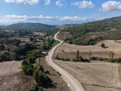 Bursa Büyükşehir Belediyesi Kestel'de 4 Mahallenin Yolunu Yeniledi