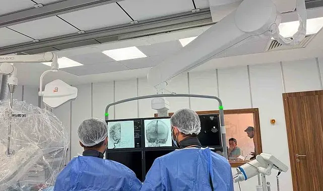 Gazi Yaşargil Eğitim ve Araştırma Hastanesi'nde yeni anjiyo cihazı hizmete açıldı
