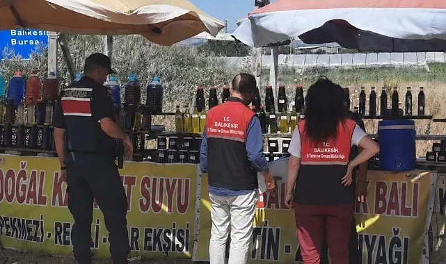 Edremit'te yol kenarındaki gıda satışlarına jandarma destekli sıkı denetim