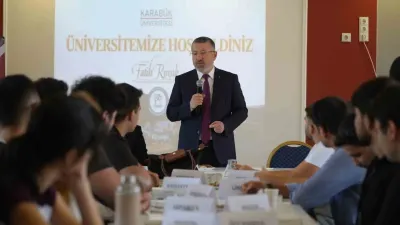Karabük Üniversitesi Rektörü Kırışık, Yeni Dönemin İlk Gününde Öğrencilerle Buluştu