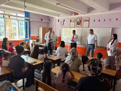AYSO ve TOBB'dan İhtiyaç Sahibi Öğrencilere 500 Okul Çantası Desteği
