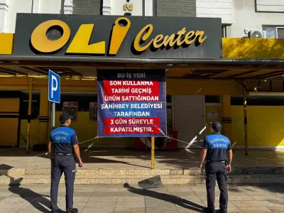 Şahinbey Belediyesi'nden Sıkı Denetim: Tarihi Geçmiş Ürün Satan 3 Market Kapatıldı