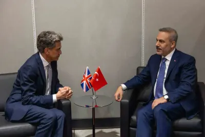 Bakan Fidan, İngiliz Mevkidaşı Miliband ile New York'ta Görüştü