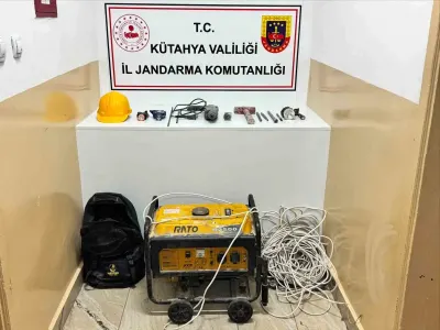Kütahya'da İzinsiz Kazı Operasyonu: 2 Gözaltı