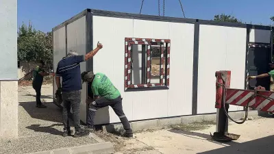 Erdemli Belediyesi'nden Eğitime Destek: Öz Kaynaklarla Üretilen Konteyner Sınıflar Teslim Edildi
