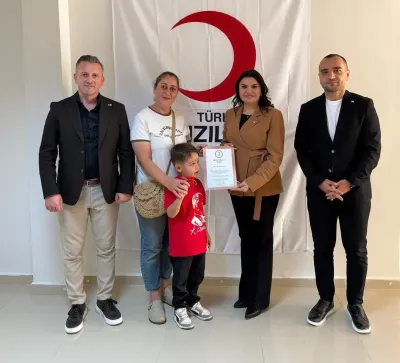 Tunceli’de Düzenli Kan Bağışçılarına Madalyaları Takdim Edildi