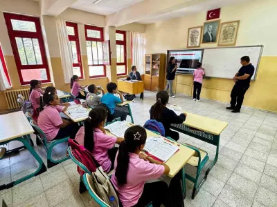 Bozdoğan Kaymakamı Hüseyin Şamil Sözen Okulları Ziyaret Etti