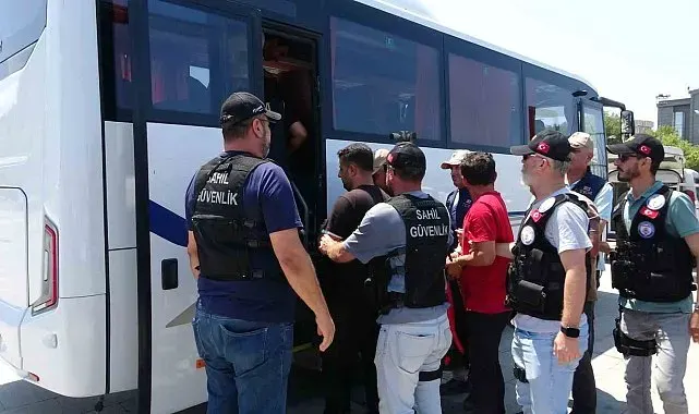 Gökçeada'da yasa dışı yollarla yurt dışına çıkmaya hazırlanan 6 FETÖ şüphelisi yakalandı