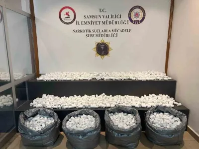 Samsun'da Büyük Uyuşturucu Operasyonu: 130 Binin Üzerinde Sentetik Hap Ele Geçirildi