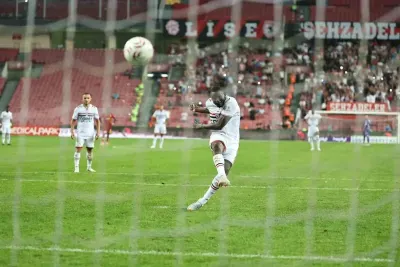 Süper Lig'de İlk 6 Haftada 19 Penaltı Kararı: Göztepe Zirvede