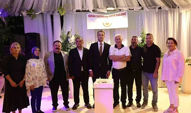 Niğde Sağırlar Spor Kulübü, Süper Lig'e yükselmeyi kutladı
