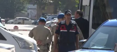 Menderes Belediyesi Rüşvet Operasyonunda 250 Bin Dolar ve Poşet Dolusu Para Detayı