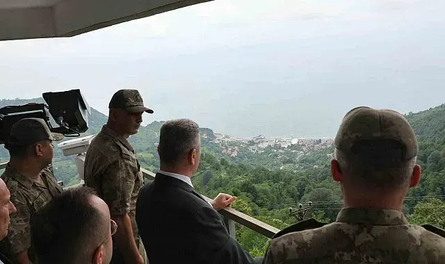 Artvin Valisi Ergün'den Gürcistan sınır karakollarında denetim