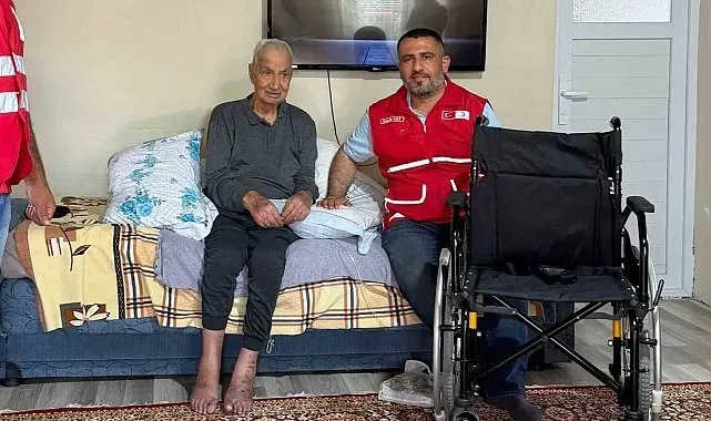 Muradiye Kızılay'ı engelleri kaldırmaya devam ediyor