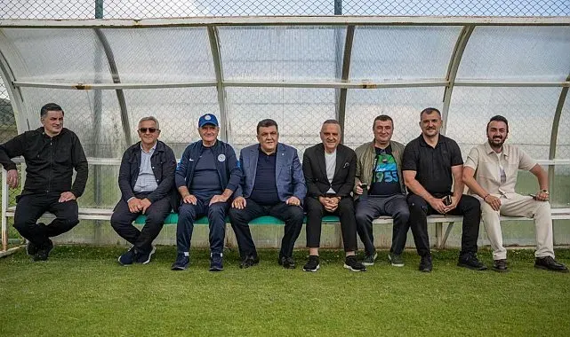 Çaykur Rizespor Başkanı Saruhan'dan Erzurum kampına ziyaret