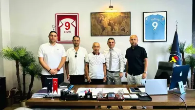 77 Yaşındaki 'Demir Adam' Ali Bıdı'dan Çocuklar İçin Öncü Sporcu Gelişim Modeli