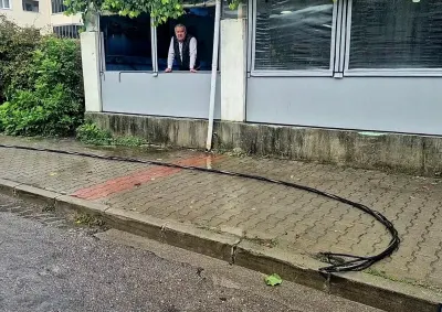 Bartın'da Fırtına Nedeniyle Elektrik Telleri Koptu, Ekipler Sefereber Oldu
