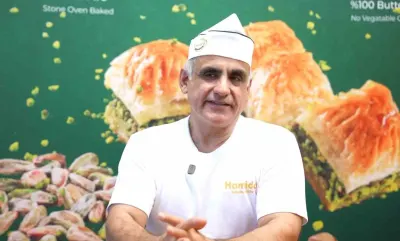 Amerikan Aksanıyla Gaziantep Baklavasını Anlattı: Sosyal Medyada Gündem Oldu