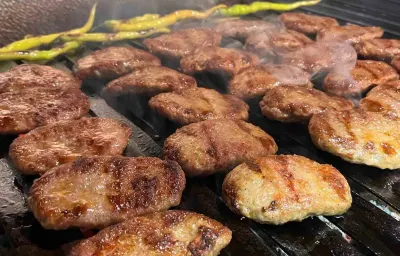 Tescilli Çerkezmüsellim Pabuç Köftesinin 44 Yıllık Değişmeyen Lezzeti