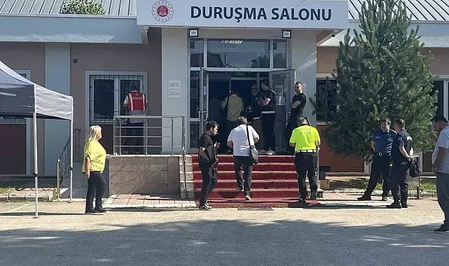 Tanju Özcan'ın 263 yıla kadar hapis talebiyle yargılandığı davada üçüncü gün