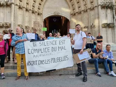 Fransa'da Katolik Kilisesi'ndeki Cinsel İstismar Mağdurlarına 44 Milyon Euro Tazminat Ödendi