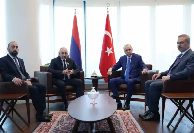 Cumhurbaşkanı Erdoğan, New York’ta Ermenistan Başbakanı Paşinyan’ı Kabul Etti