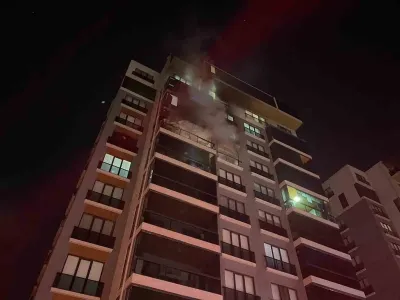 Bursa'da Korkutan Bina Yangını: Mahsur Kalan 19 Kişi Kurtarıldı