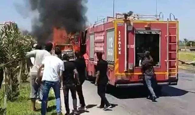 Seyir halindeki pikap alevlere teslim oldu