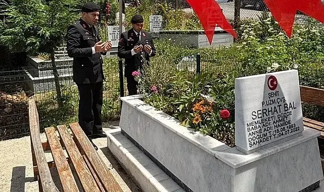 Şehit Serhat Bal kabri başında anıldı