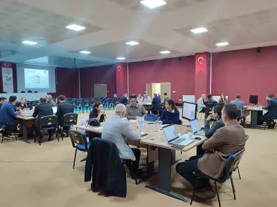 Kütahya Çinisi İçin Ortak Yol Haritası Hazırlanıyor: 81 İl 81 Ürün Çalıştayı Gerçekleşti