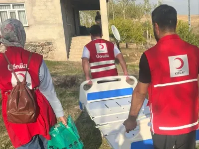 Van'da Özel Birey Havin Acar'a Bağışçılardan Elektrikli Medikal Yatak Desteği